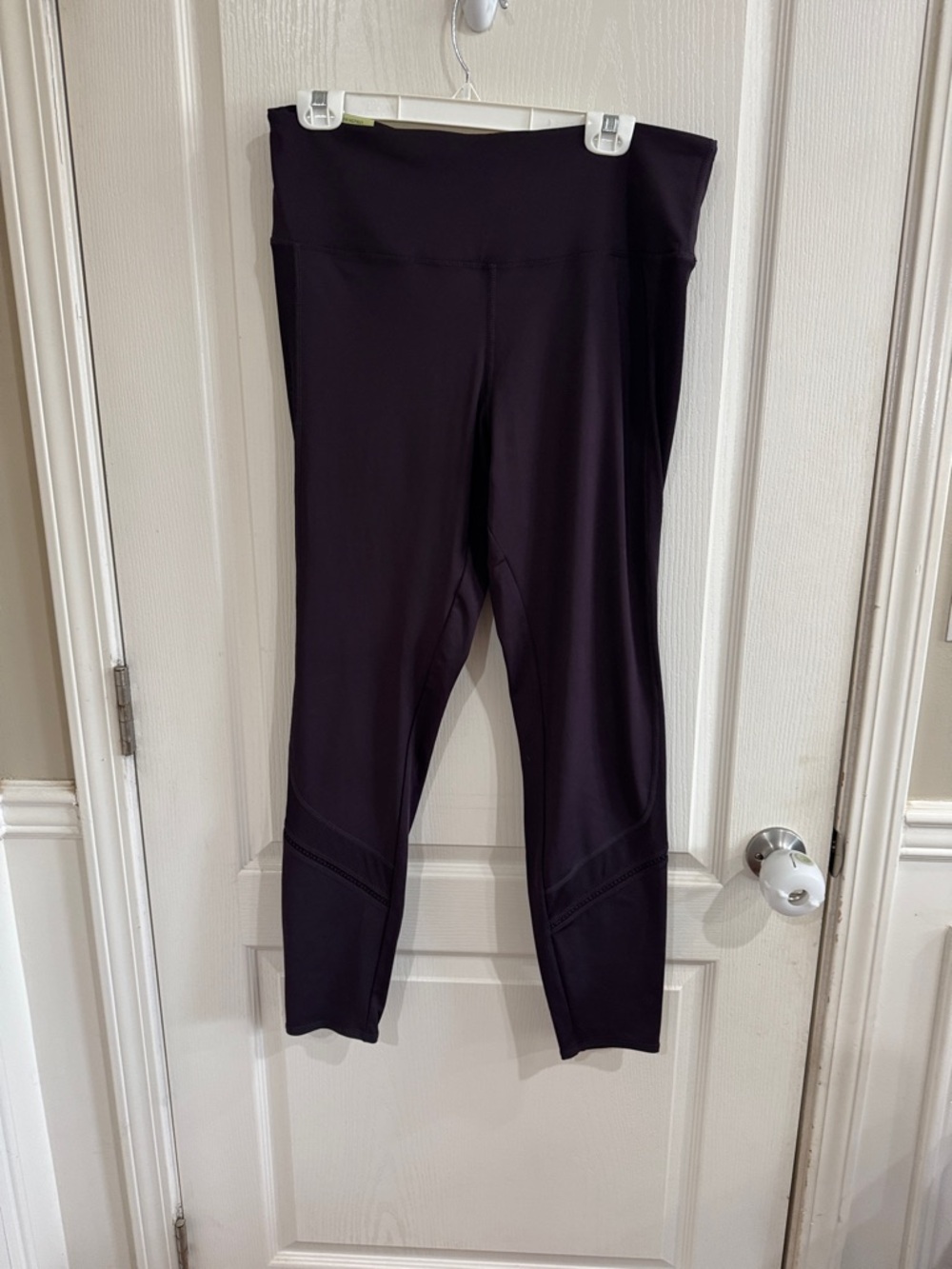 Tangerine High-Waist Leggings in Dark Plum